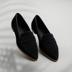 Women's pointed loafers with penny straps and low heels