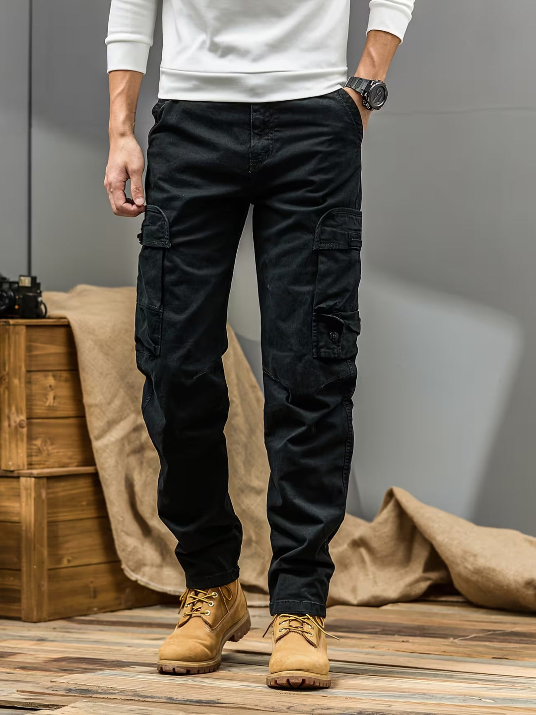 Men's Straight Leg Cargo Trousers