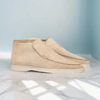 Men's stitched slip-on loafers with rounded toes and flat light soles