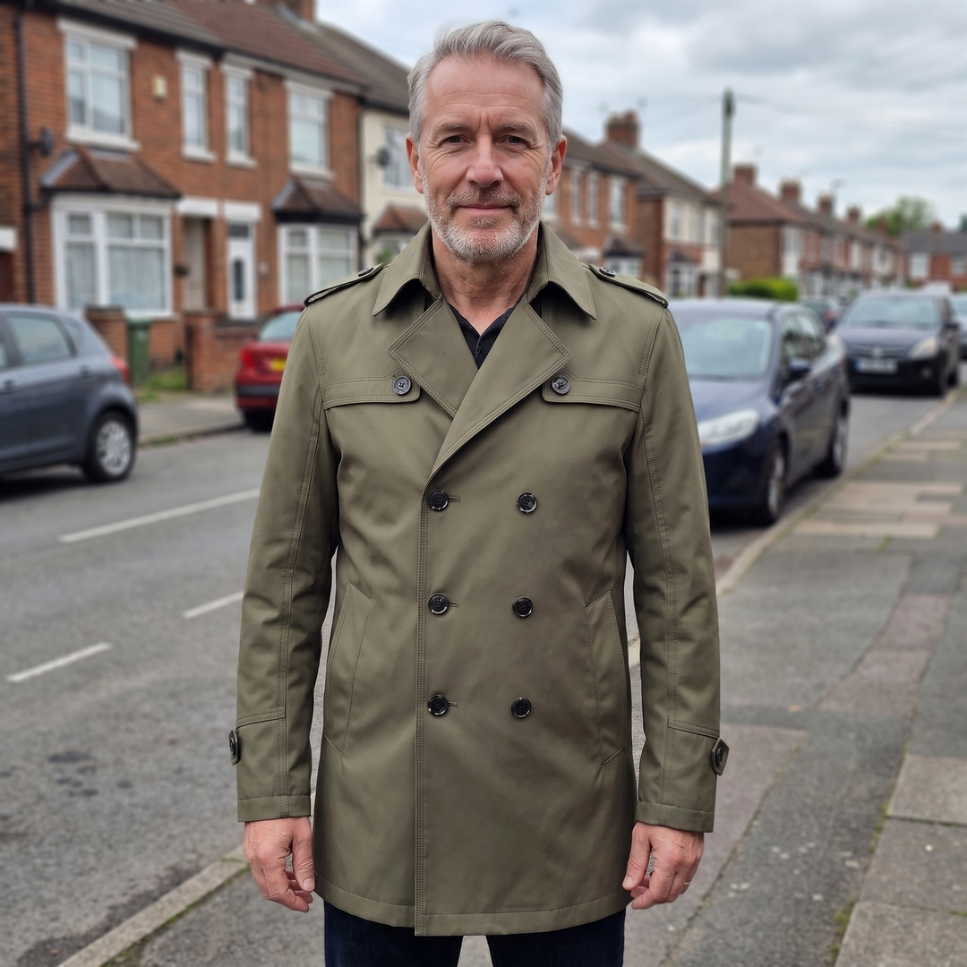 Men's double-breasted trench coat with long sleeves and removable lining
