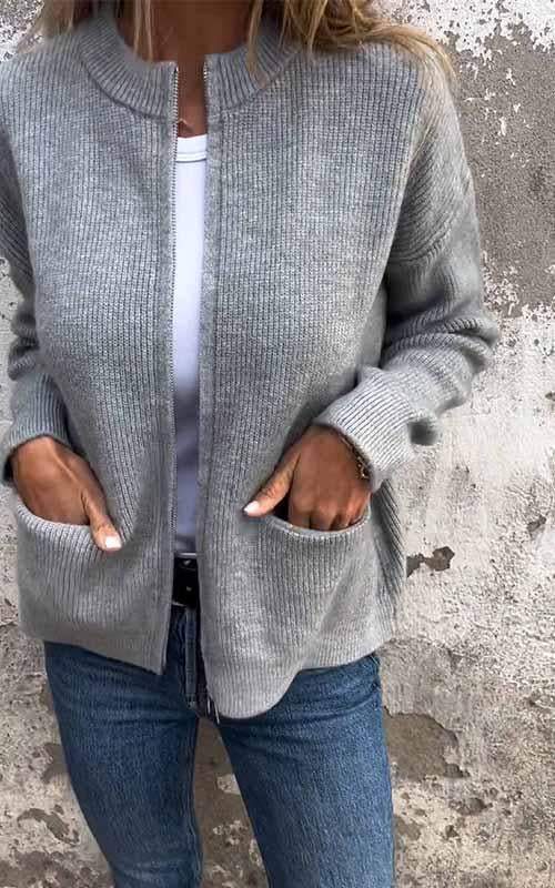 Women's knitted zip jacket with stand collar and front pockets