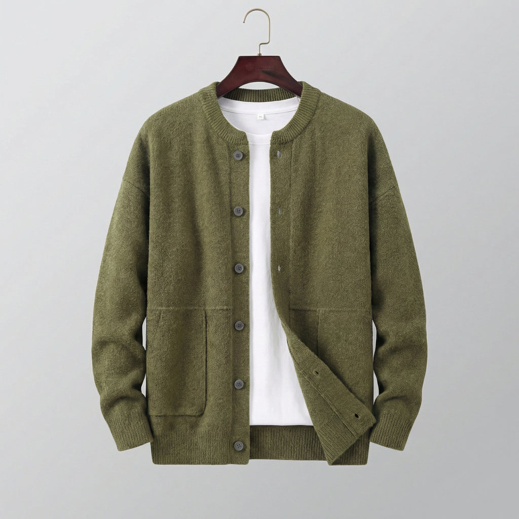 Men's textured button cardigan with crew neck, long sleeves and two front pockets