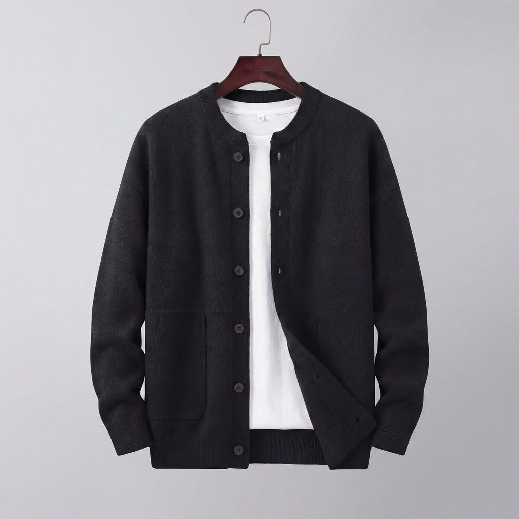 Men's textured button cardigan with crew neck, long sleeves and two front pockets