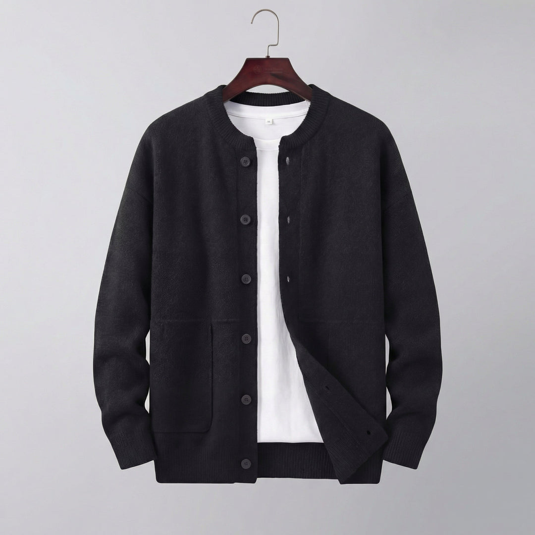 Men's textured button cardigan with crew neck, long sleeves and two front pockets