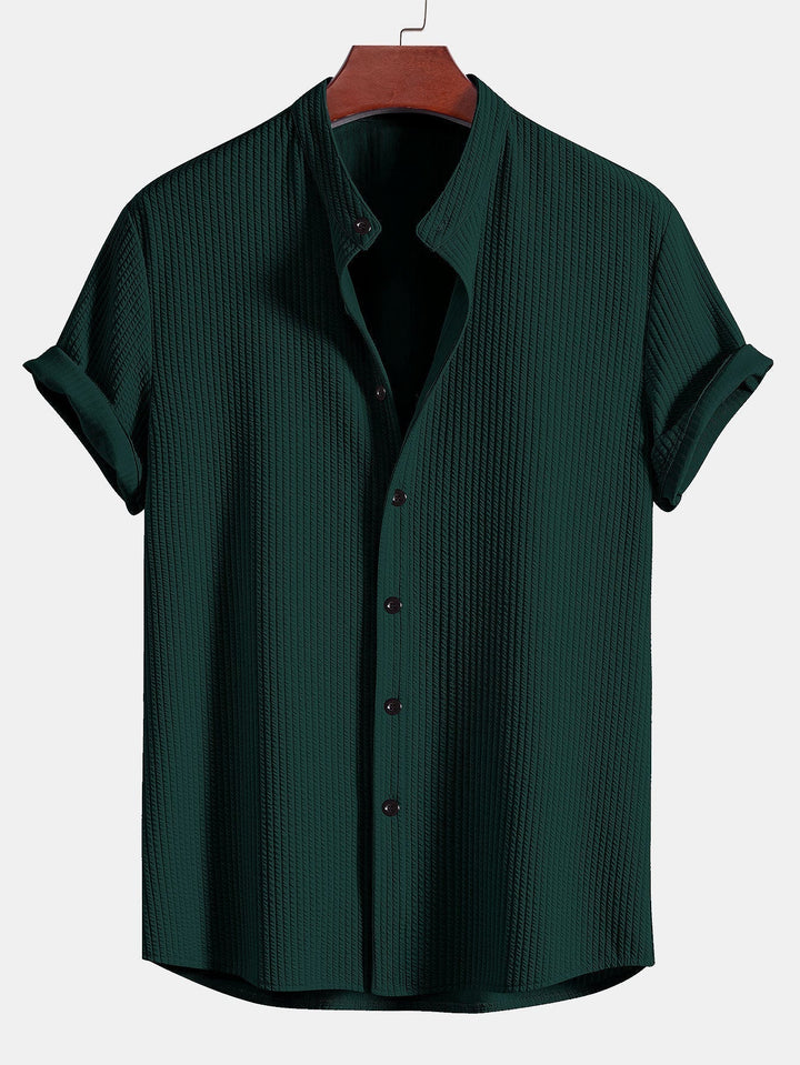 Men's textured Mandarin collar shirt with short sleeves and button front