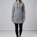 Women's hooded tunic sweatshirt with kangaroo pocket and curved hem