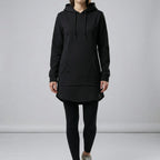 Women's hooded tunic sweatshirt with kangaroo pocket and curved hem