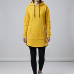 Women's hooded tunic sweatshirt with kangaroo pocket and curved hem