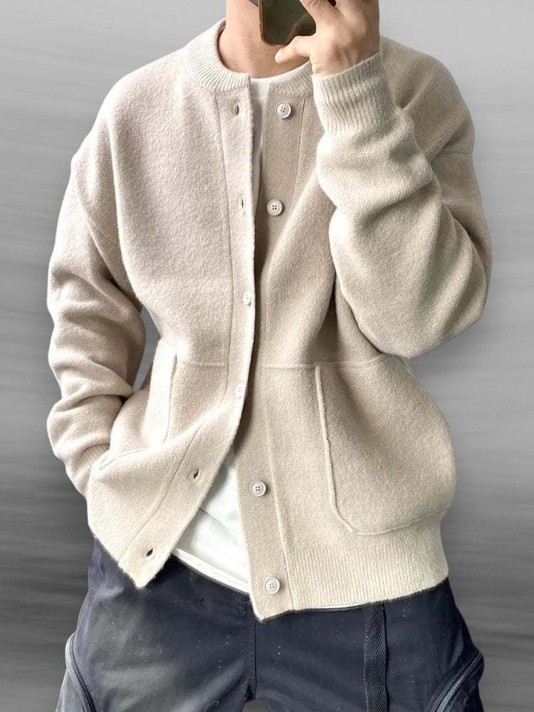 Men's relaxed crew-neck cardigan with button front, long sleeves and two front pockets