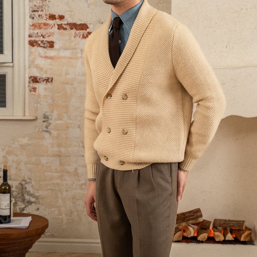 Men's textured knit cardigan with shawl collar and button fastening