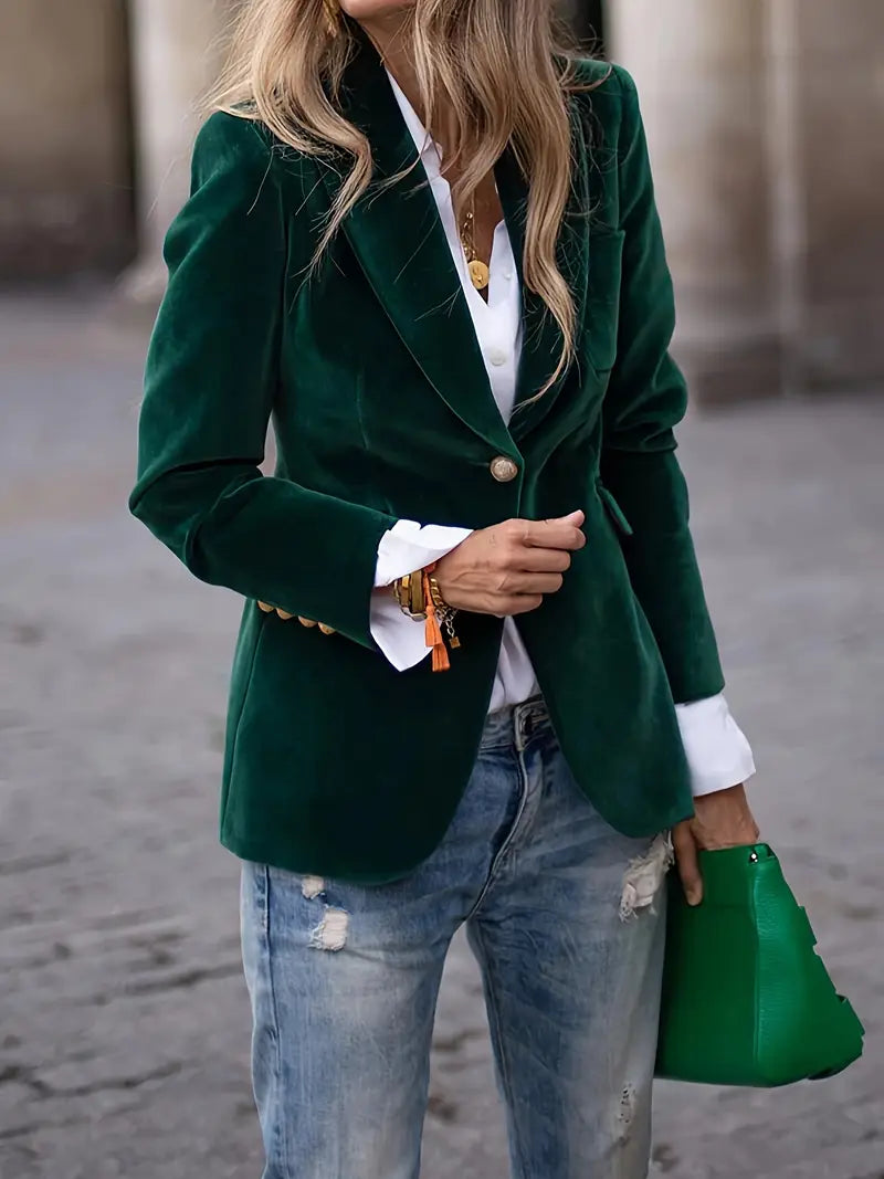 Women's tailored velvet blazer with lapels and single-button fastening