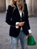 Women's tailored velvet blazer with lapels and single-button fastening