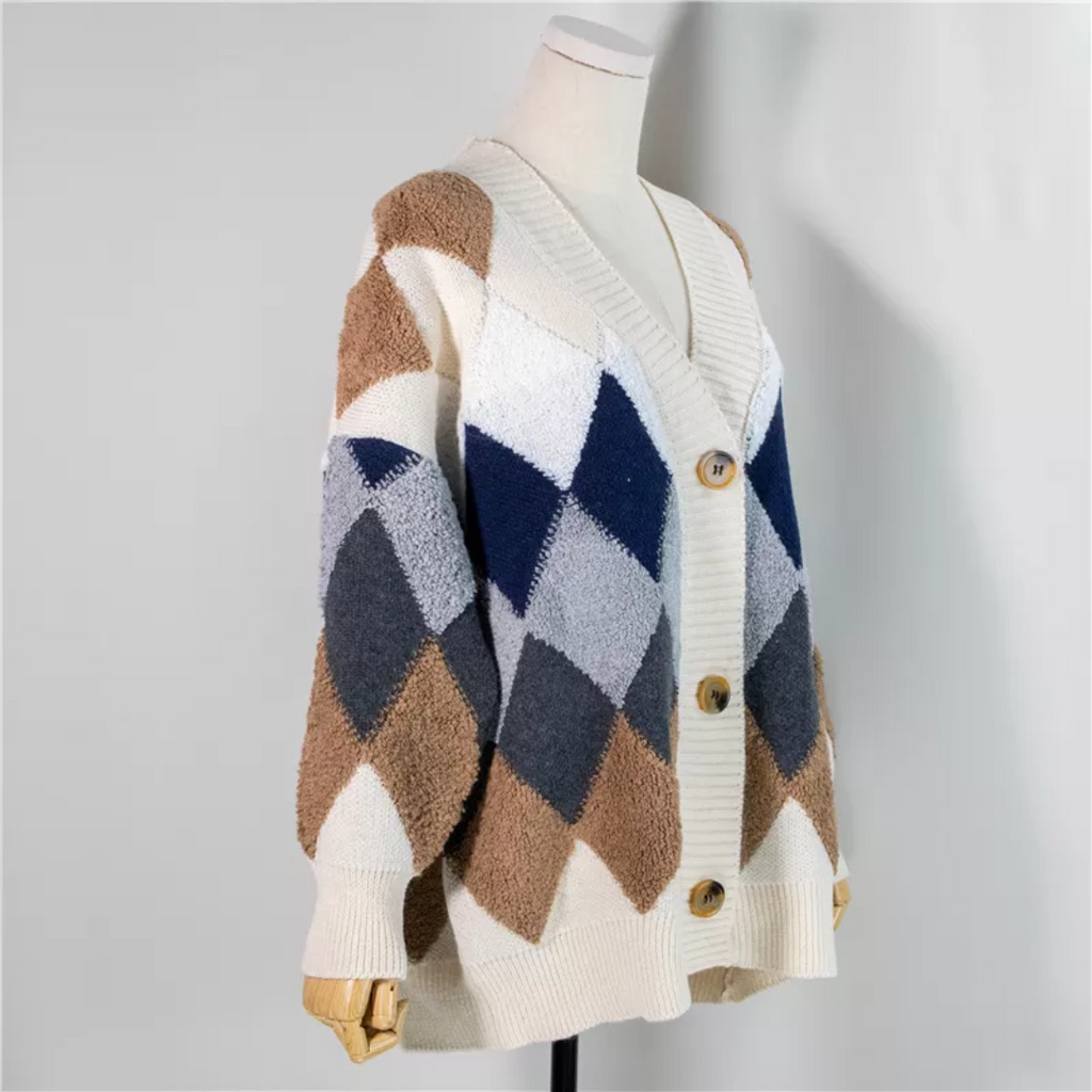Women's geometric knit cardigan with buttons and long sleeves