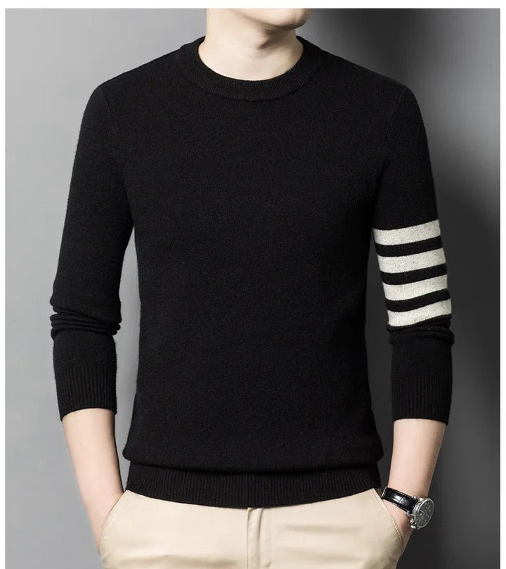 Men's crew neck sweater with contrasting striped sleeve detail