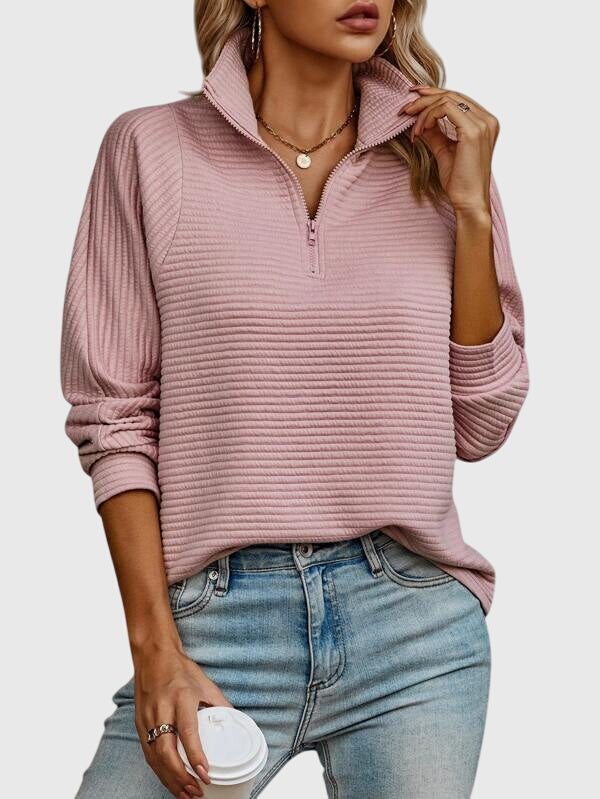 Women's ribbed quarter-zip sweater with collar and long sleeves