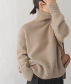 Women's plain ribbed turtleneck jumper with long sleeves and relaxed fit