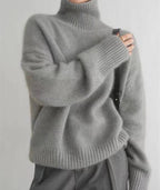 Women's plain ribbed turtleneck jumper with long sleeves and relaxed fit