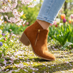 Women's ankle boot with side zip and block heel