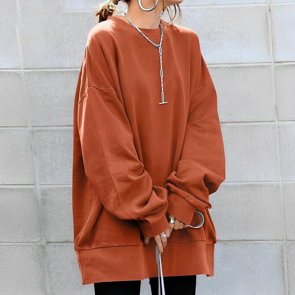 Women's oversized crew neck sweater with long sleeves and ribbed trims