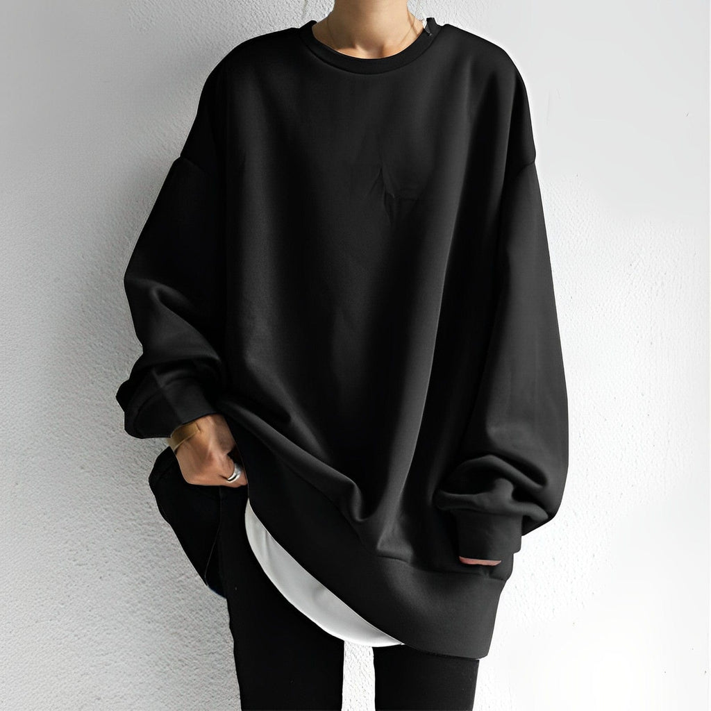Women's oversized crew neck sweater with long sleeves and ribbed trims