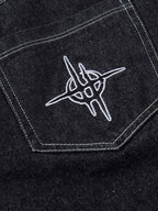 embroidered-flame-baggy-jeans-outfit-inspo-5