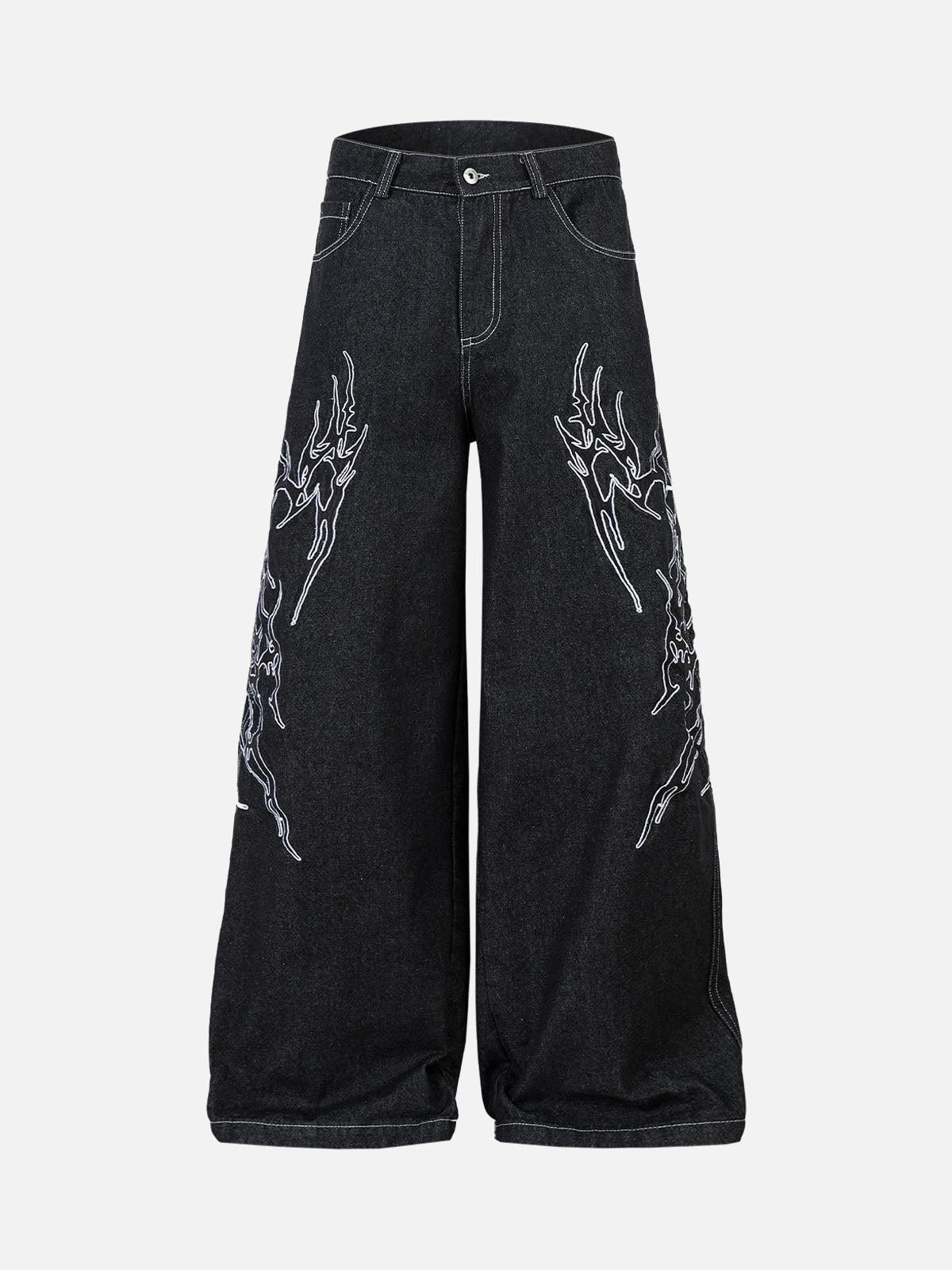 embroidered-flame-baggy-jeans-outfit-inspo