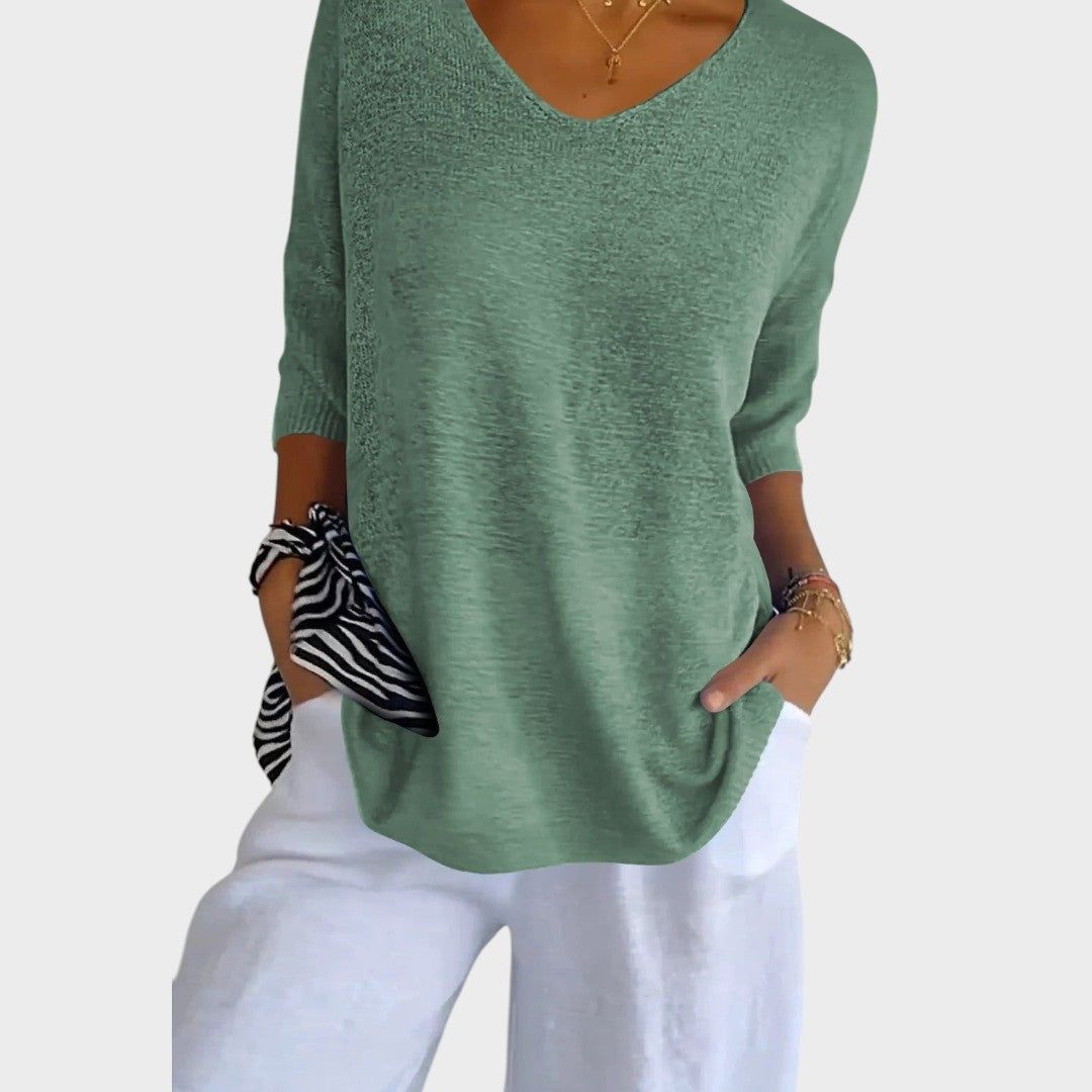 Women's V-neck jumper with three-quarter sleeves and ribbed trims