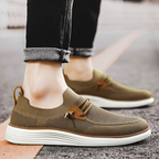 Men's plain slip-on loafers with round toes
