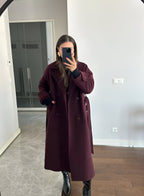 Women's burgundy double-breasted trench coat with belt and long sleeves