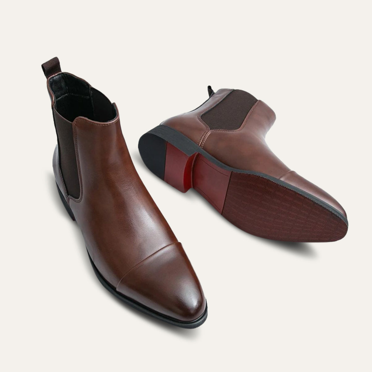 Men's pointed toe Chelsea boots with elastic side panels and low heel