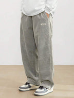 Men's loose straight-leg corduroy trousers with side pockets