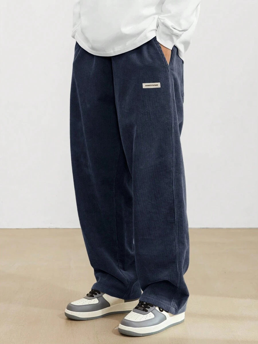 Men's loose straight-leg corduroy trousers with side pockets