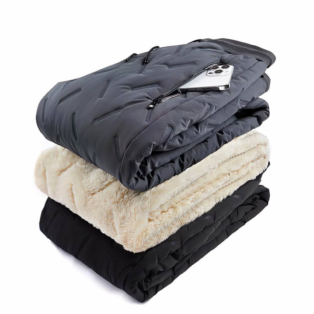 Women's quilted jogger trousers with drawstring waist, zipped pockets and ribbed ankle cuffs