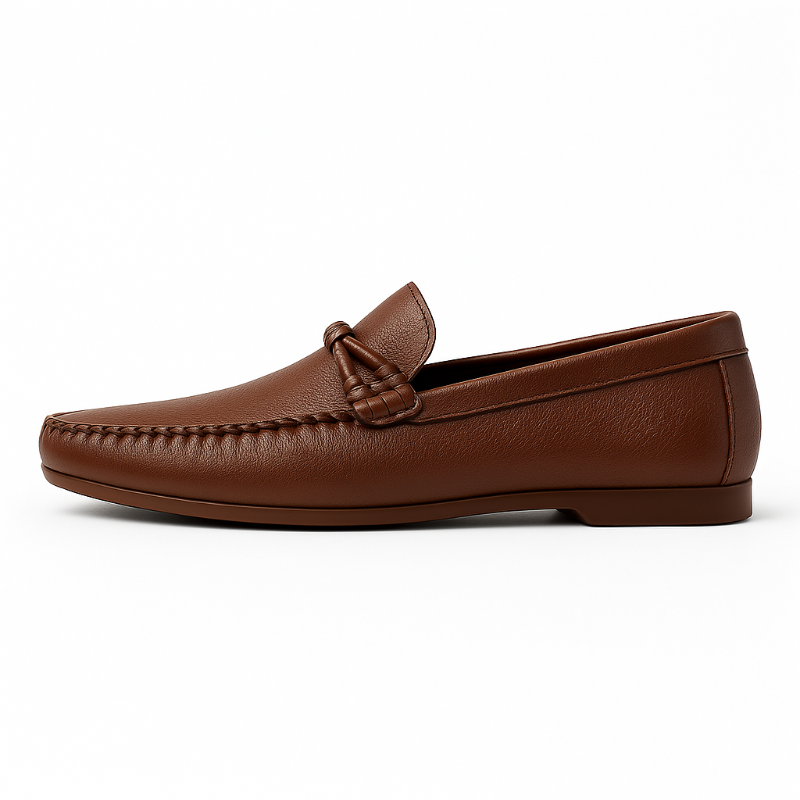 Moccasin loafer with stitched toe and knotted trim