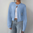 Women's cropped ribbed cardigan with round neckline, long sleeves and button front