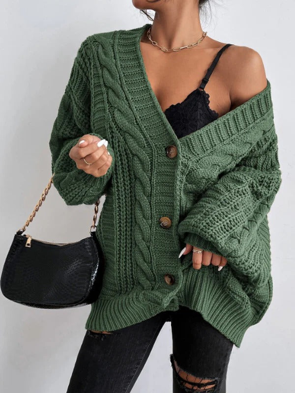 Women's oversized cable knit cardigan with V-neck, buttons and long sleeves