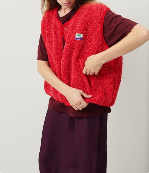 Women's textured sleeveless buttoned vest