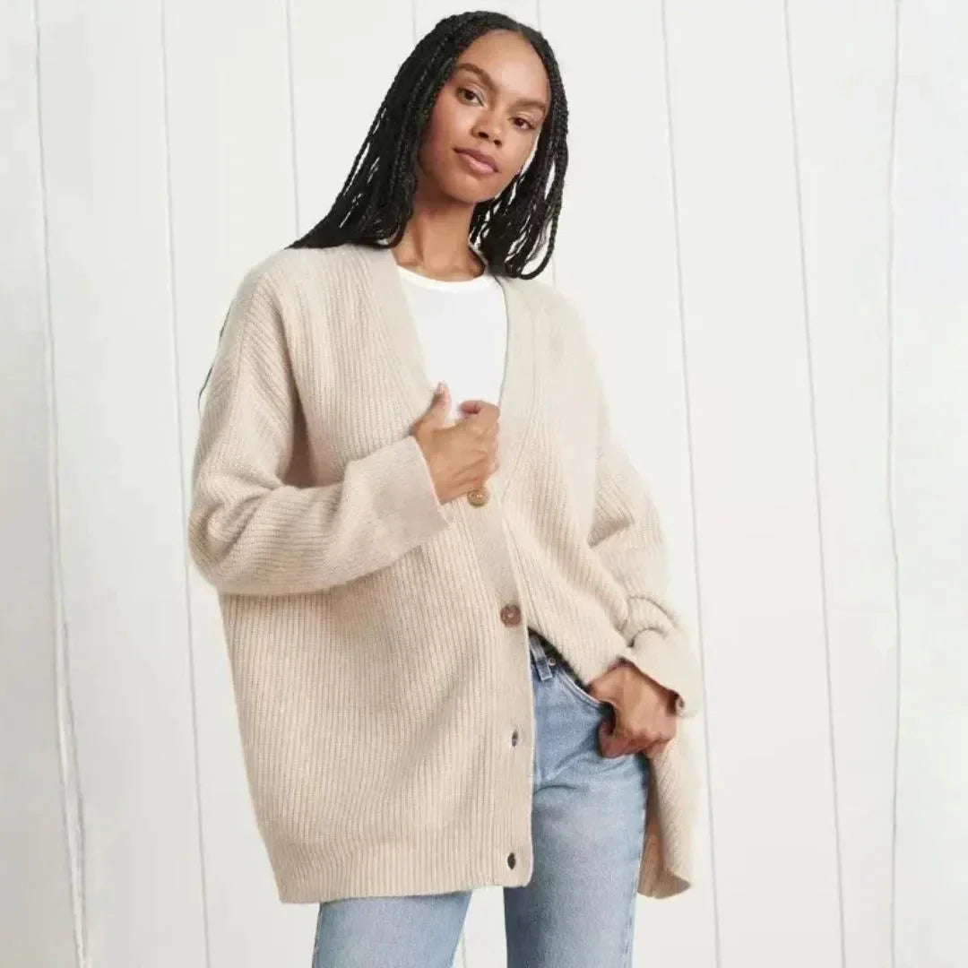 Women's oversized ribbed knit cardigan with V-neck and button front