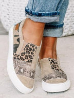 Women's patterned slip-on loafers with round toes and flat white soles