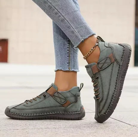 Women's lace-up sneakers with ankle strap and textured sole