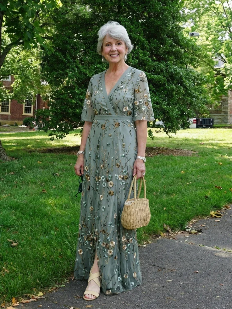 Women's green floral maxi dress with V-neck and short sleeves