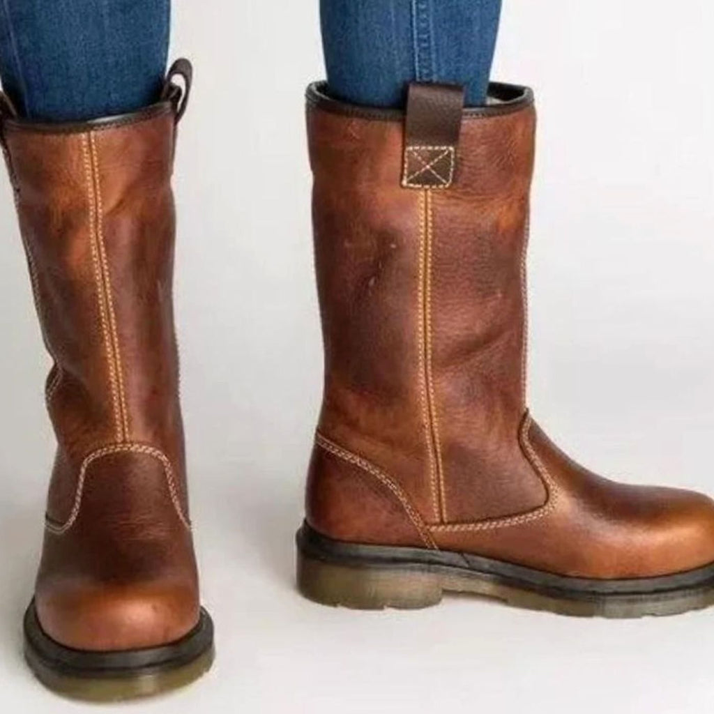 Women's brown mid-calf boots with round toes, low heels and light-coloured folded cuffs