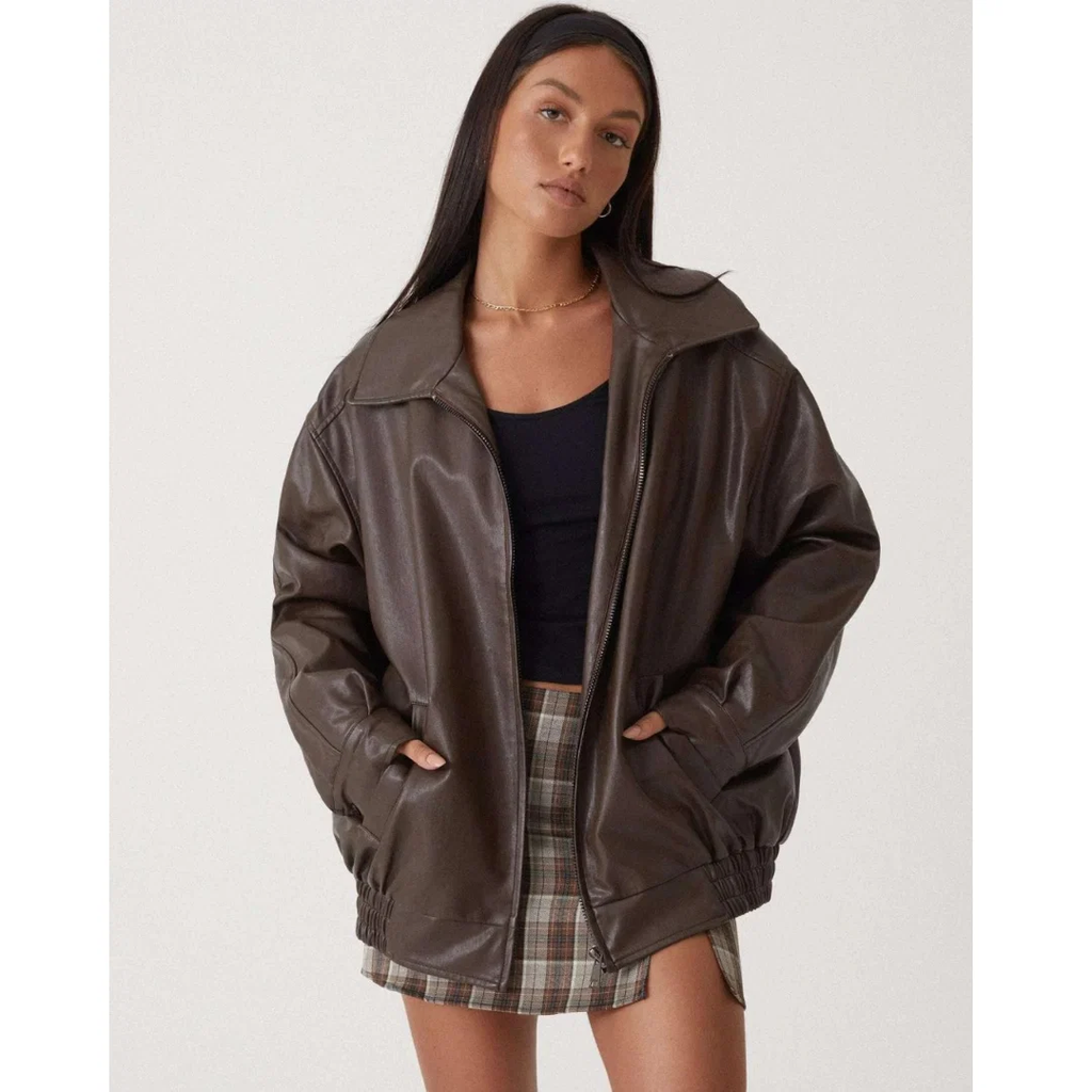 Women's oversized faux leather jacket with wide collar and zip front