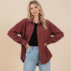 Women's corduroy overshirt with long sleeves and chest pocket