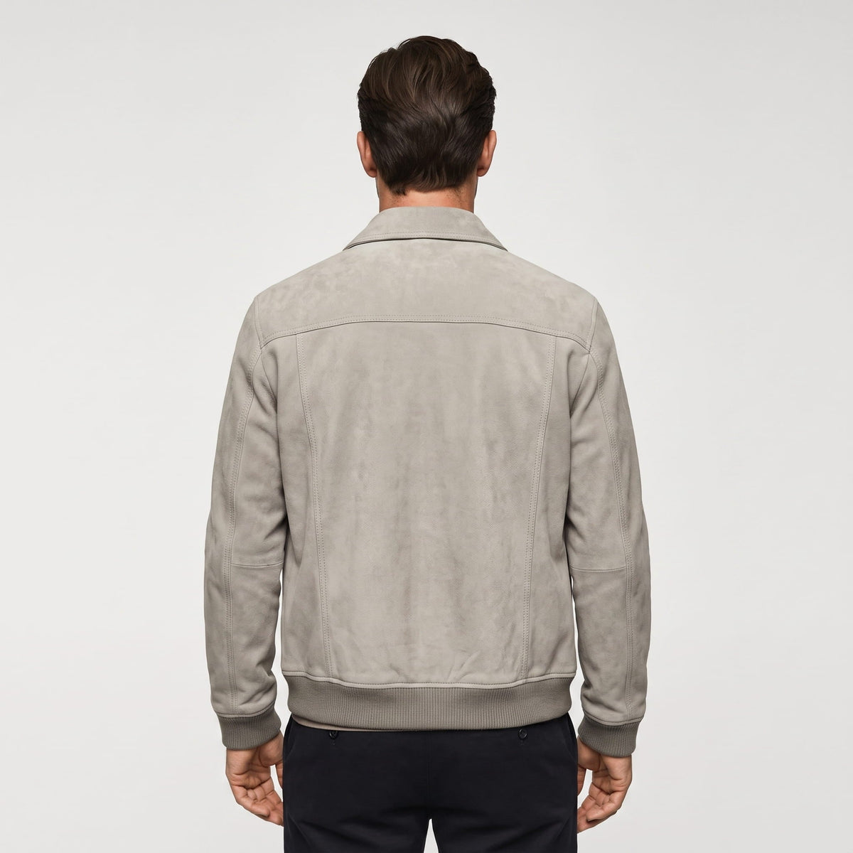 Men's trucker jacket with spread collar, snap front and utility pockets