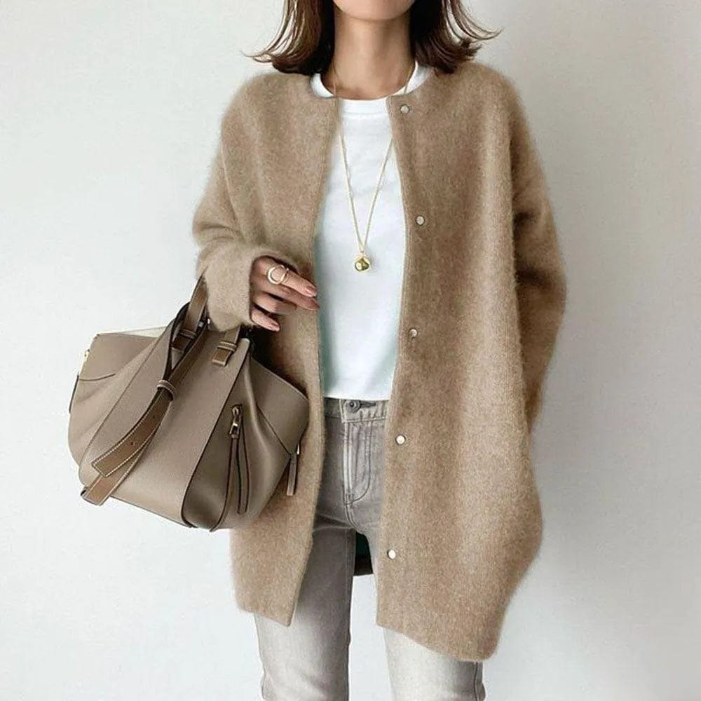 Women's long button cardigan with round neckline and long sleeves