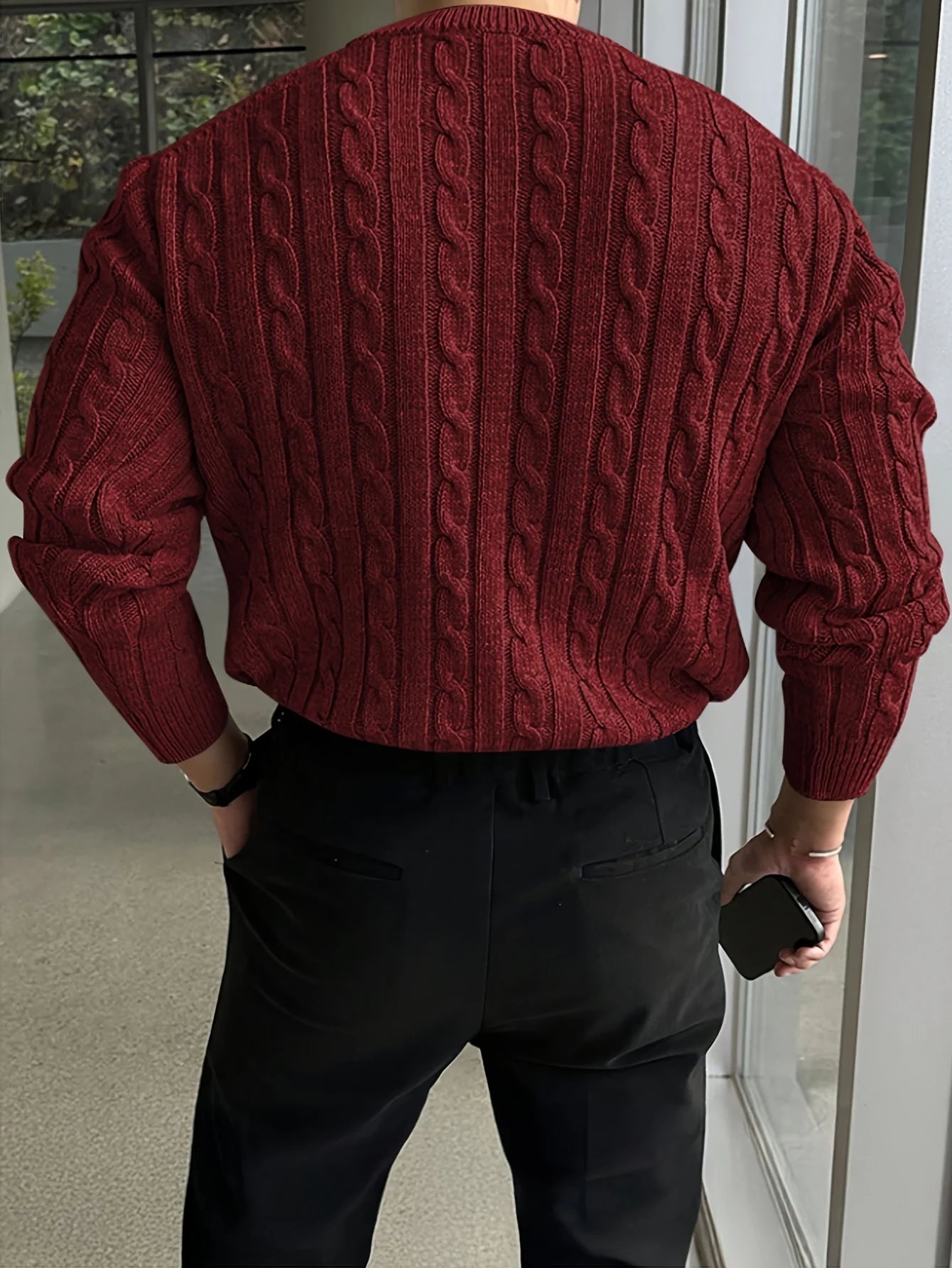 Men's textured cable knit crew neck sweater with long sleeves