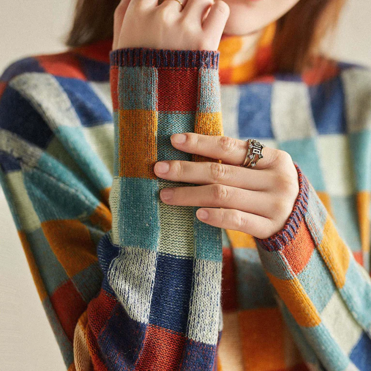 Women's multicoloured checkered turtleneck jumper