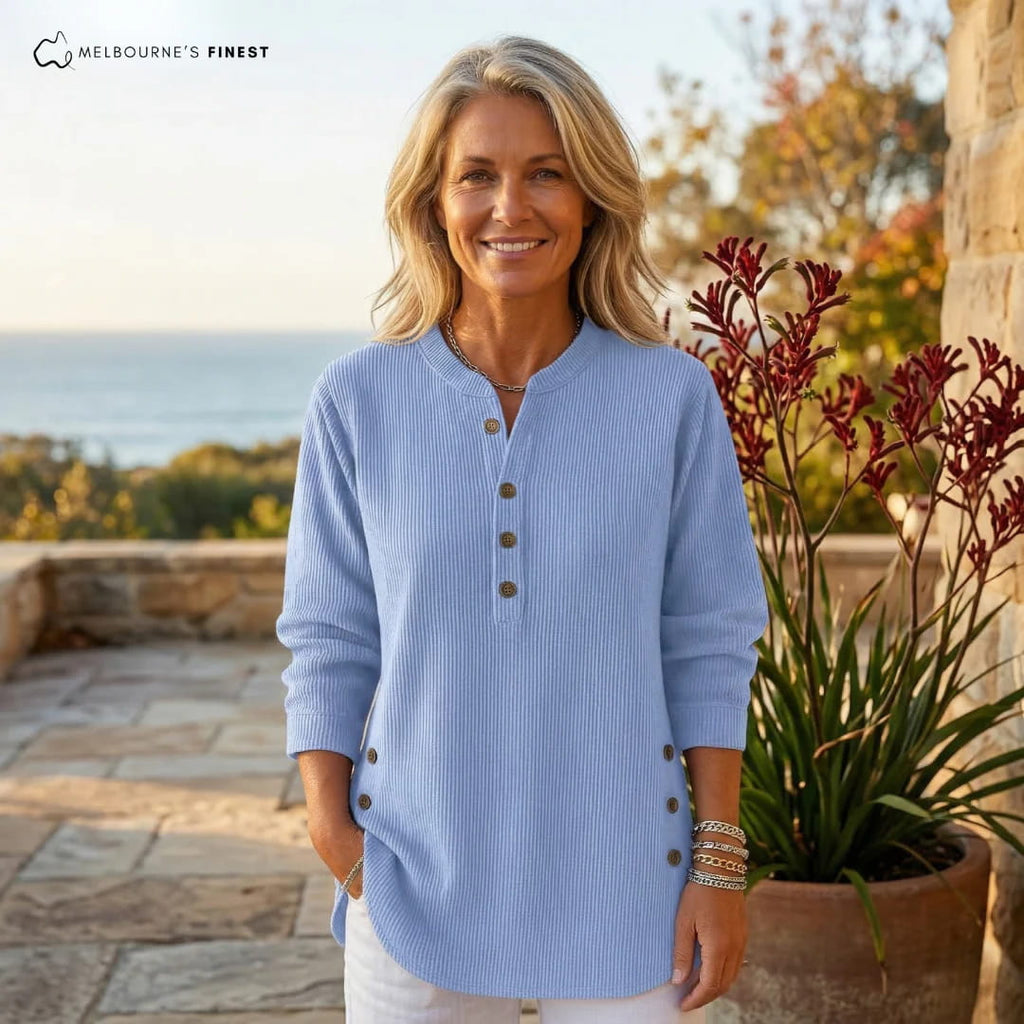 Women's ribbed long-sleeve jumper with split neckline, front buttons and curved hem