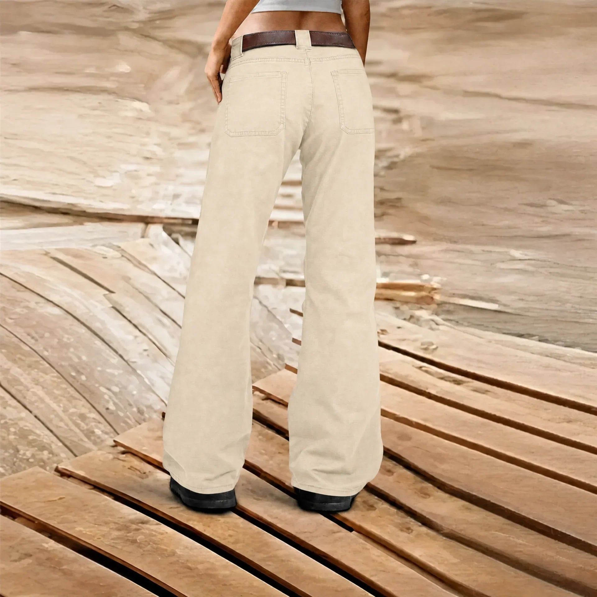 Women's straight-leg cargo trousers with high waist and utility pockets